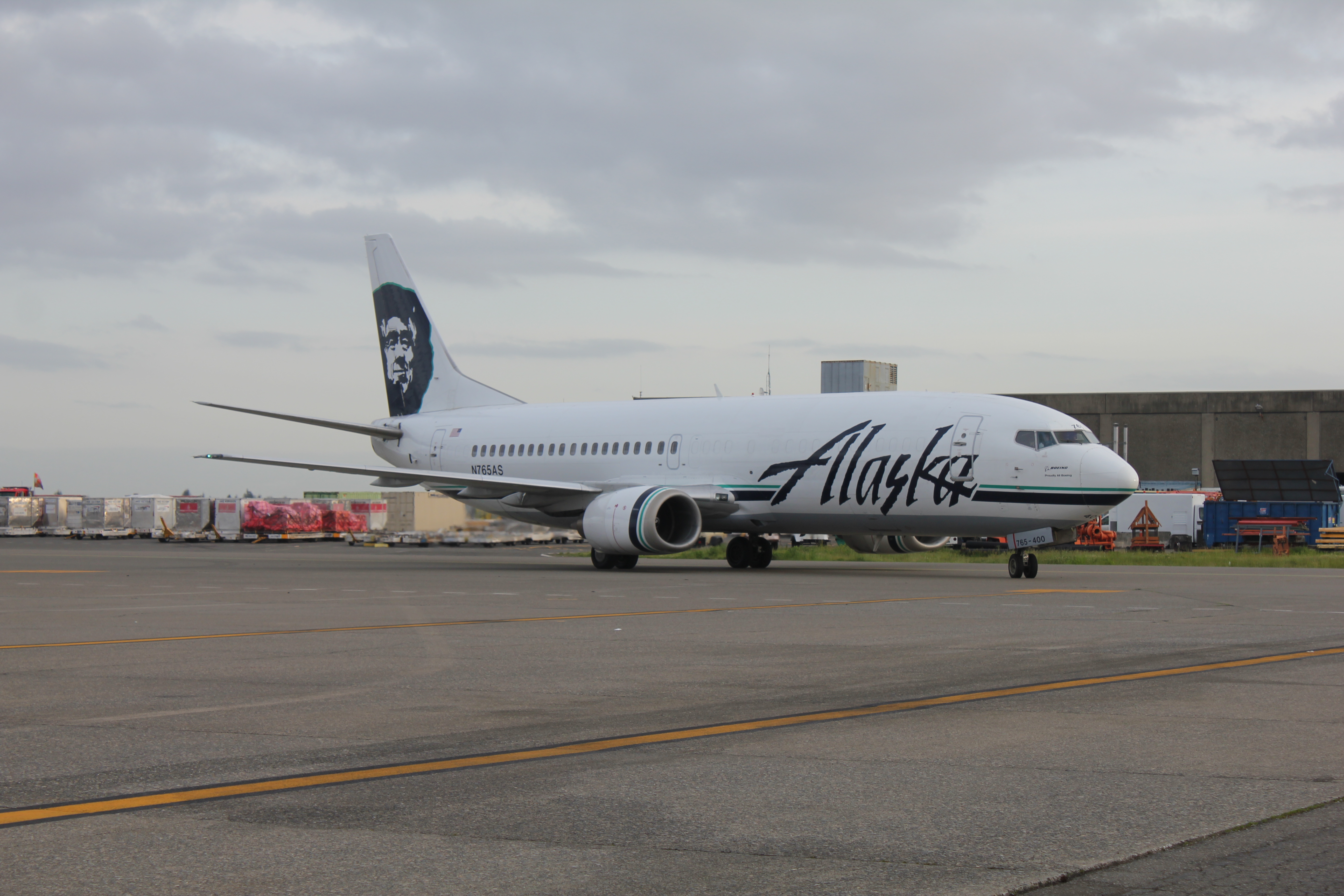 Alaska Airlines Celebrates The First Copper River Salmon of 2014