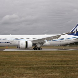 787-9 Farnborough-7 Boeing 787 Dreamliner at Farnborough