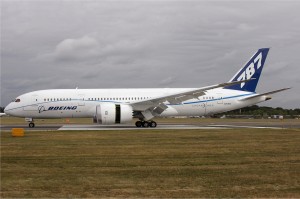 Boeing 787 Dreamliner at Farnborough (click for larger)