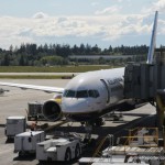 Review: Traveling to Keflavík on an Icelandair Boeing 757