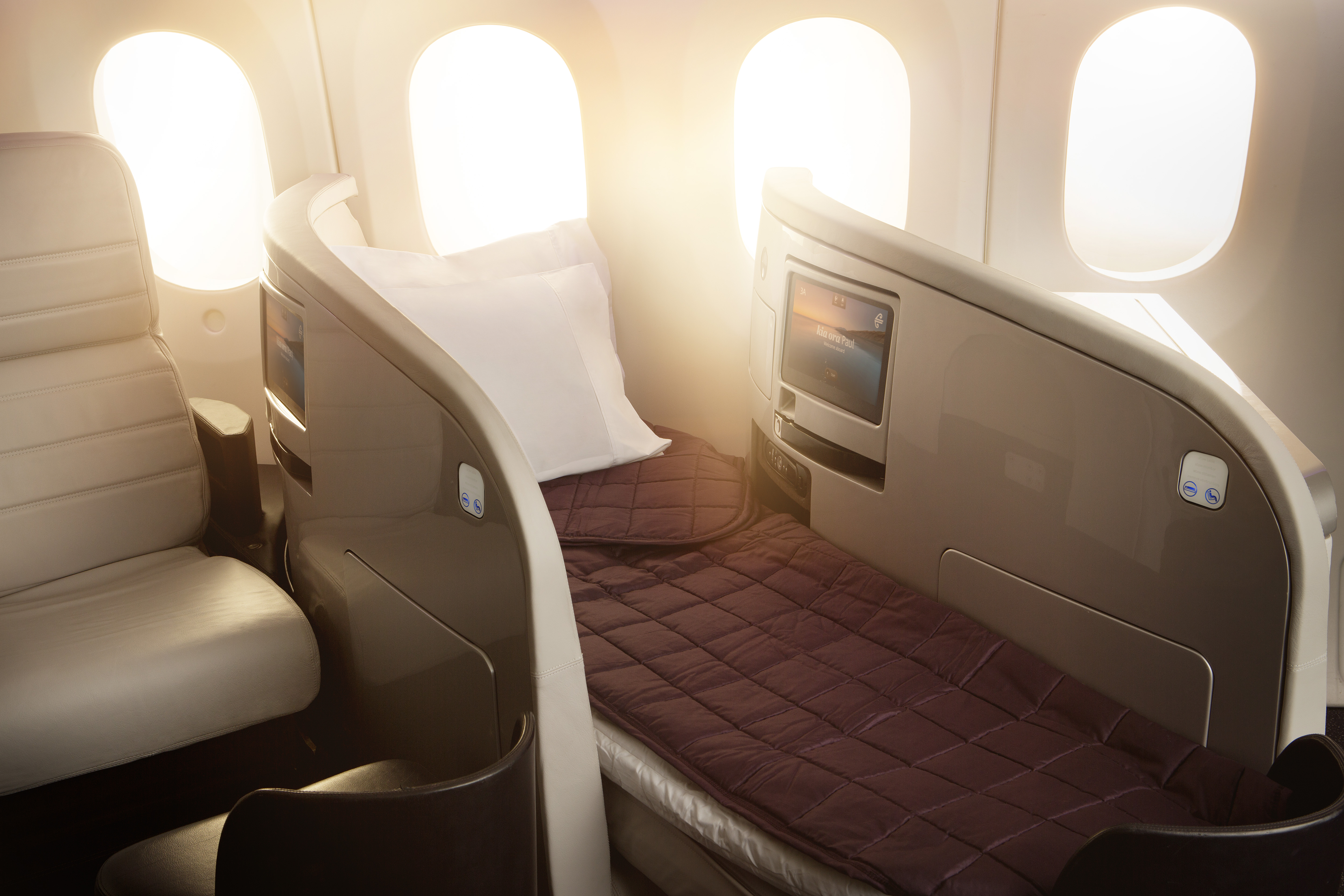 Air New Zealand Reveals Their Boeing 787-9 Dreamliner Cabin and First