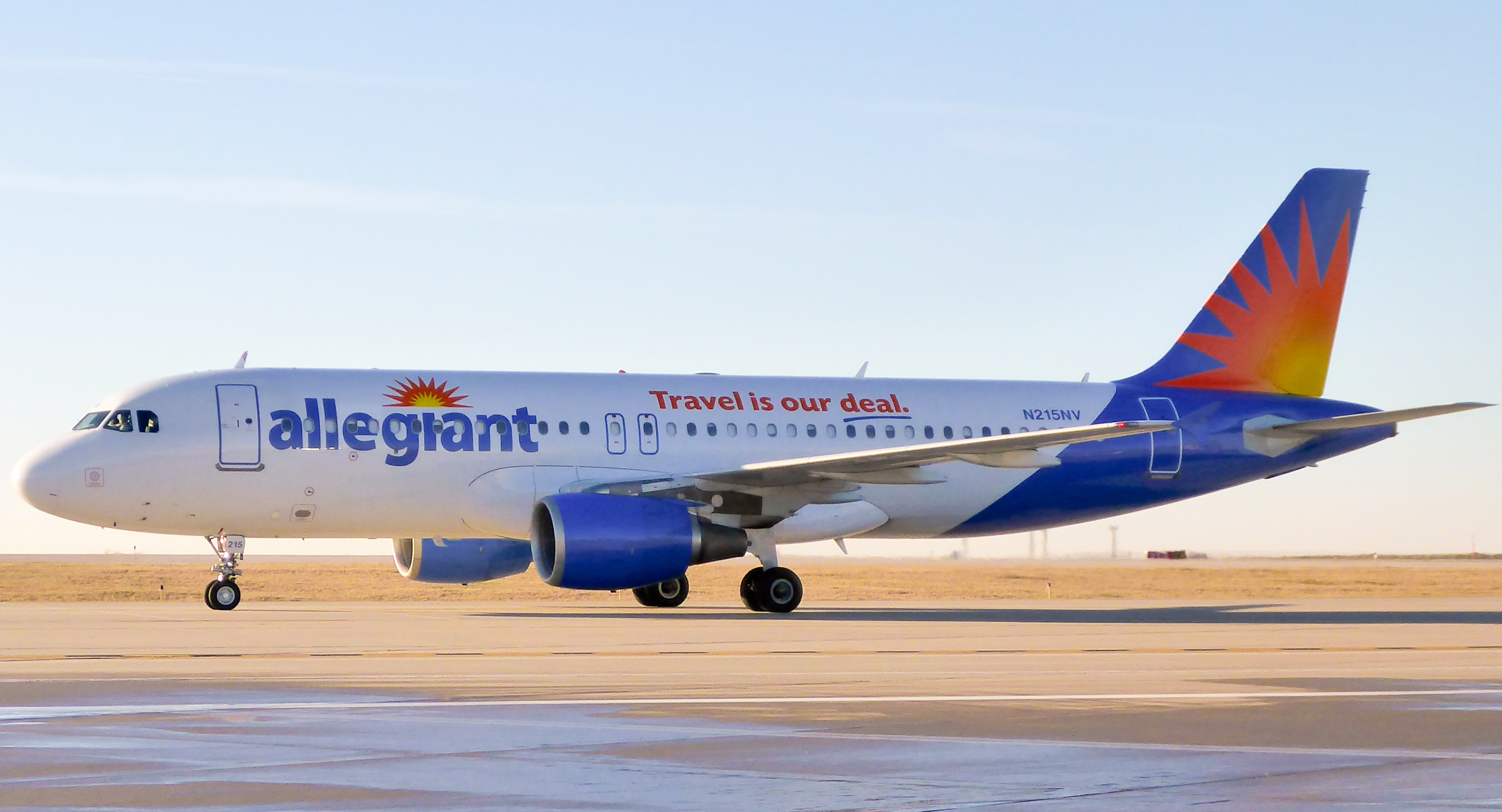 CTs-N215NV-A320-LR.jpg