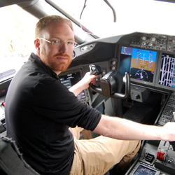 Blaine Nickeson in the flight deck of a LAN Boeing 787-8 Dreamliner