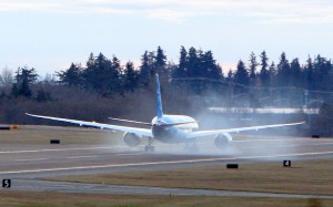 RP2N4926 The Seattle PI got these pics of the Boeing 787 testing ZA001 testing its brakes.