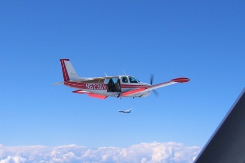 The Bonanza with the Boeing 787 Dreamliner in the background