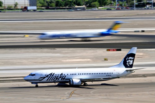 Alaska Airlines Boeing 737 and Allegiant Air MD-83 in Las Vegas