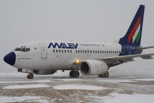 Malev Hungarian Airlines Boeing 737-600 (HA-LOE)
