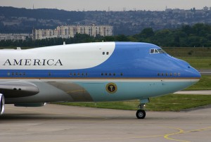 Air Force One (a modified Boeing 747-200), visiting Paris in 2008