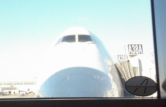 Delta Boeing 747-400 at DTW with sticker. Photo by Jason Rabinowitz (@yankees368).