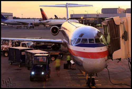 An American Airlines MD-80.
