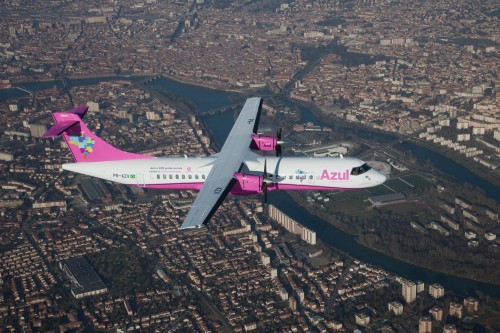 Azul's new ATR 72-600 (PR-AZV) in pink livery