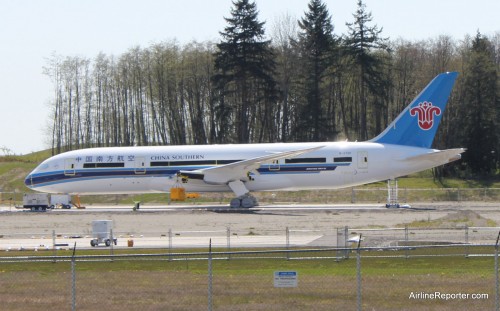 The first Boeing 787 Dreamliner for China Southern (B-2725)
