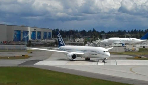 Boeing 787 ZA005 completed low-speed taxi test at Paine Field (KPAE) earlier today.