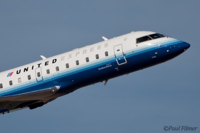 United Exprees CRJ operated by Skywest Airlines. 