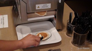 Mmmmm...automatic pancake maker. I want one.