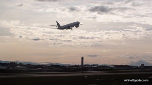 A new Cathay Pacific Boeing 777 test flying at Paine Field