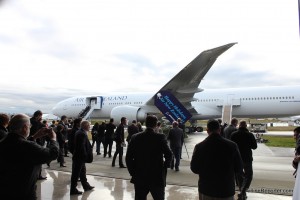 ANZbehind3 Going outside to check out Air New Zealand's Boeing 777-300ER for the first time.