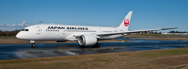 JAL Boeing 787 Dreamliner at Paine Field. Photo by Boeing. 