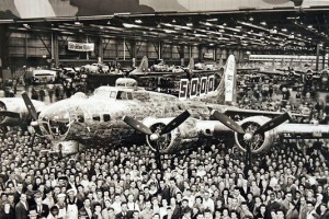 B17 Employees gather with the 5000th Boeing B-17 made at Plant 2 in Seattle during WWll. Photo by Boeing.