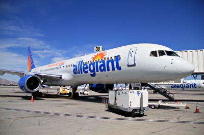 N902NV Allegiant Air Boeing 757-200 (N902NV) while in Las Vegas.