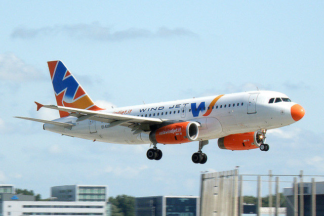 windjet A Wind Jet Airbus A320. Image by Daniel Blok / Flickr CC.