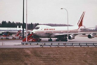 Air India Boeing 747-100. Photo from Caribb.