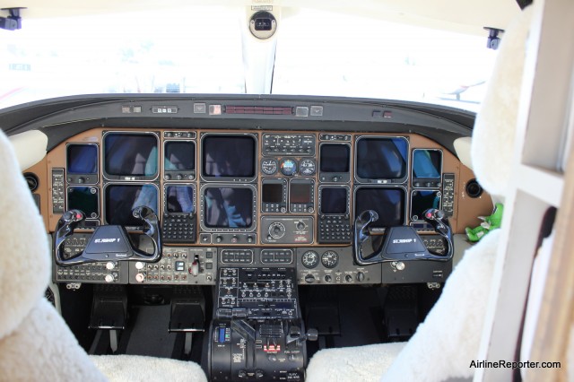 The Starship dashboard looks good unlit. I was excited to get into the right seat.