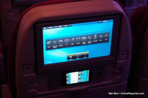 Two screens are better than one right? IFE in economy. Image: Mal Muir / AirlineReporter.com.