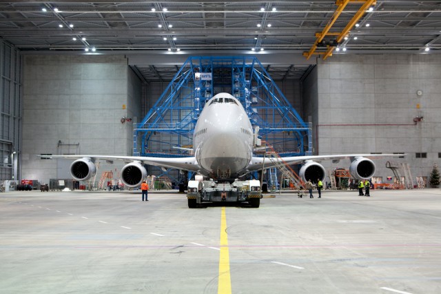 HI-RES IMAGE (click for larger). Nose shot of the Boeing 747-8 Intercontinental in Frankfurt. Photo by Lufthansa. 