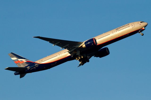 Aeroflot's first 77W leaving Portland (PDX) after being painted. Photo by Russell Hill. 