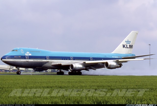 KLM Boeing 747-200 (PH-BUM) tkaen in May 1980 before the SUD upgrade. Photo by Udo Haafke. 