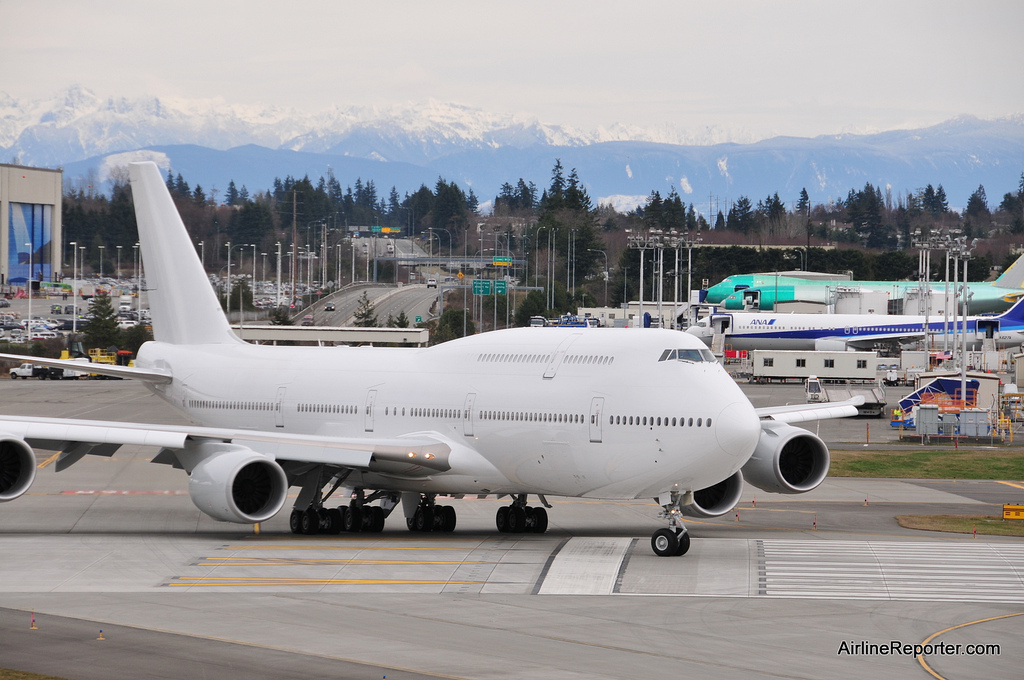 airbus a380 vs boeing 747 8