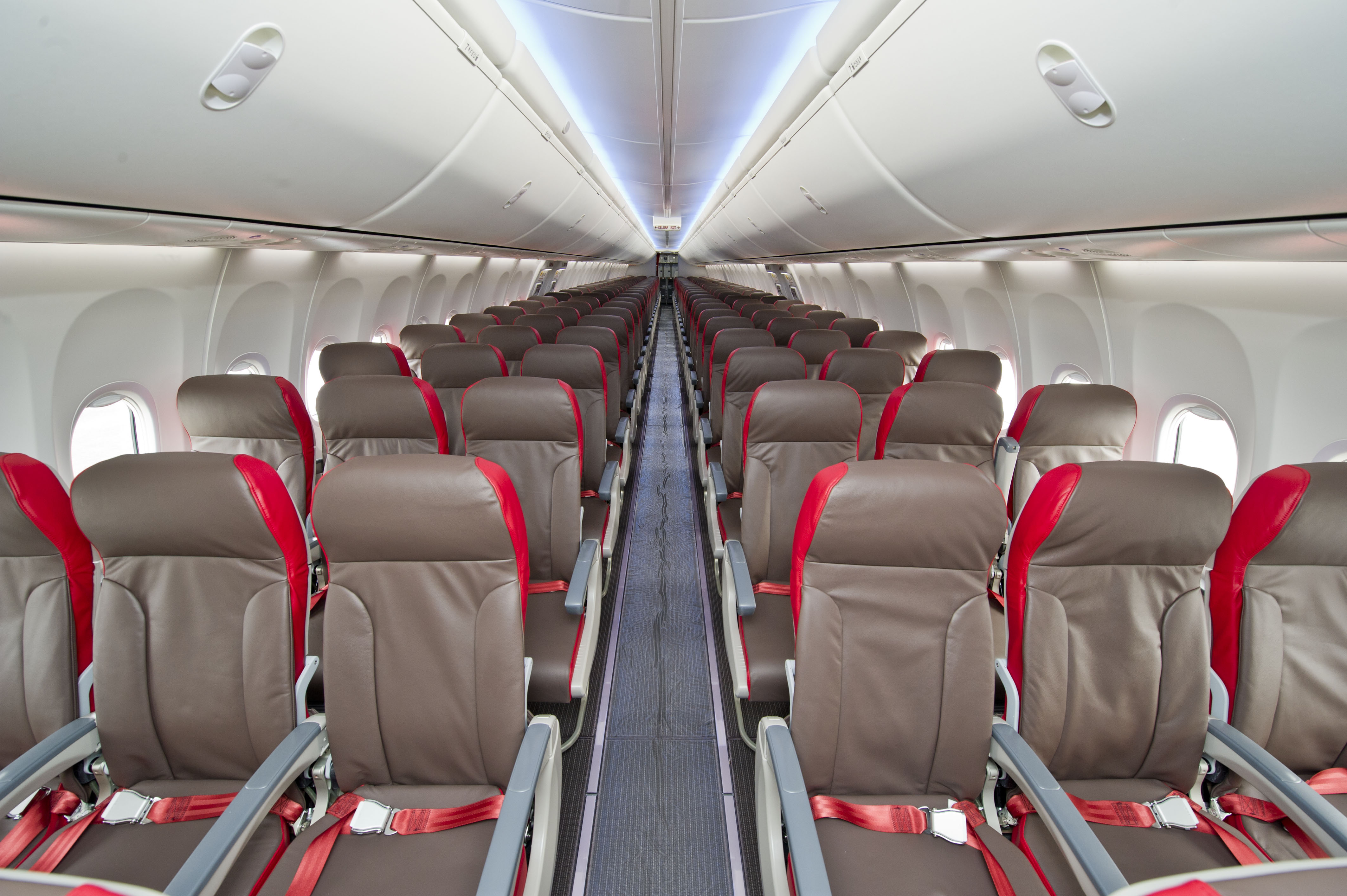 Lion Air Yh531 4368 Mil 737 900 Interiors