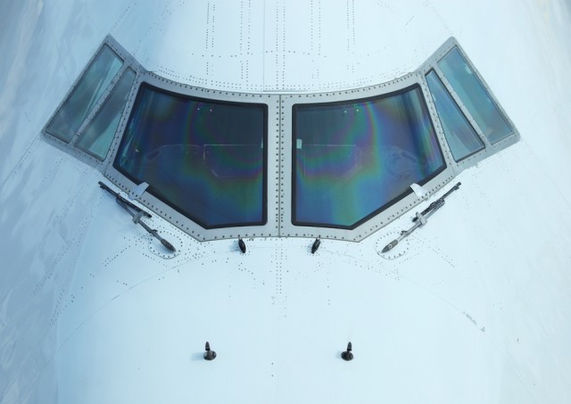 Flight deck of a Boeing 747. Image from Shutterstock. 