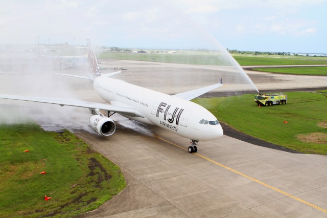 Fiji Airways Airbus A330 receives a water cannon salute. Photo from Fiji Airways. 