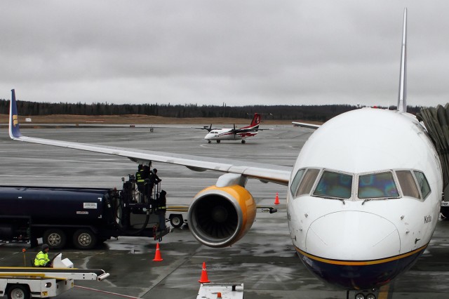 Icelandair Boeing 757 in Anchorage. Photo by Brandon Farris. 