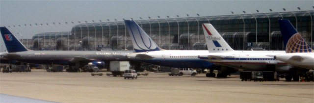 Four United liveries caught at IAH this January. Photo by Jack. 