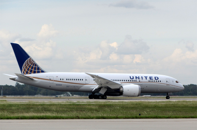 A United Boeing 787 Dreamliner. Photo by Jack Harty / Airchive.com.