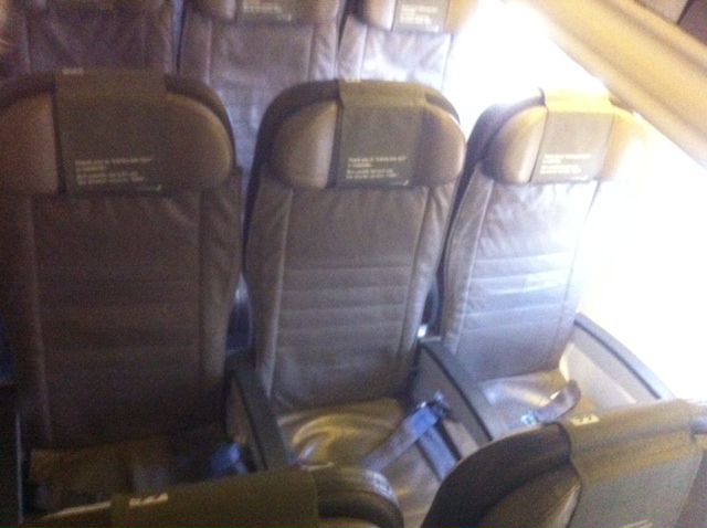 The economy class and economy comfort has a 3-3 layout. Photo by Benjamin Whalen / AirlineReporter.com