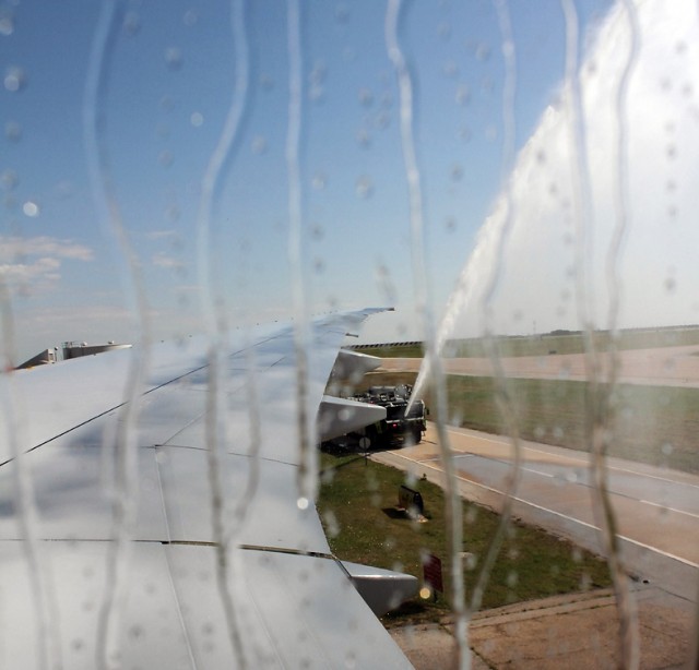 A water canon salute after arriving in Dallas. 