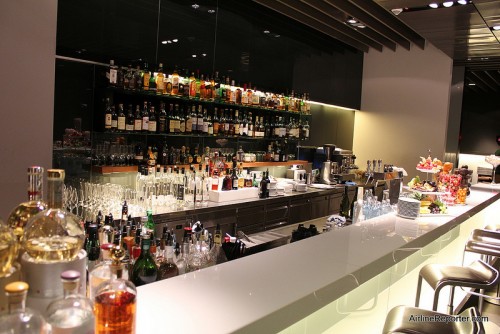 The bar inside the Lufthansa First Class Terminal.