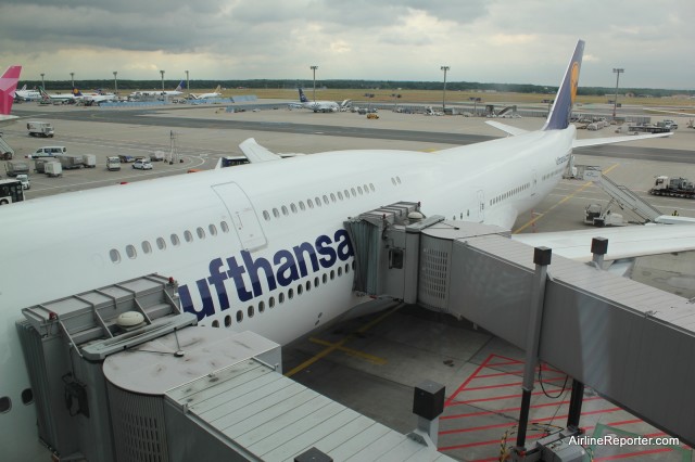 Time to load up. Lufthansa has gate lounges where folks in premium cabins can board directly from the lounge. Keep it classy people!