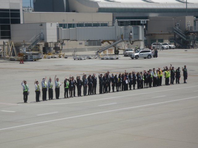 San Jose Airport & ANA Staff wave farewell to NH1075 as it departs for Tokyo - Photo: Mal Muir | AirlineReporter.com