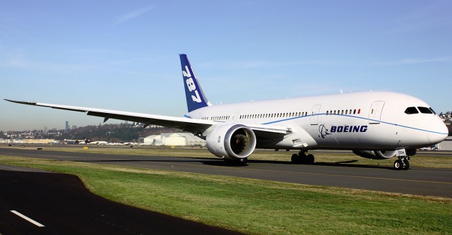 ZA004 shows off the Dreamliner "light" livery, which saved Boeing time, money and weight, compared to the full "Dreamliner livery." Photo by Brandon Farris. 