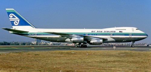 Why not one more? An even older livery seen on a Boeing 747-200 (G-VBEE). Photo by Bob Garrard.