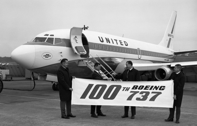 On December 6, 1968, United, the 2nd customer for the 737 after Lufthansa, received the 100th 737, a Boeing 737-200. Image courtesy: Boeing
