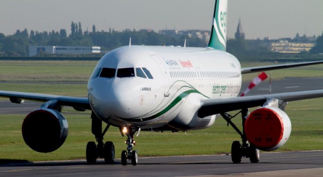 No, this A320 isn't parked. It's taxiing without the engines running. Check out the video after the break.Photo: Benoà®t Vallet/Safran