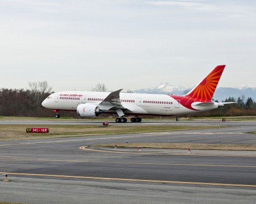 Air India Boeing 787 taking off from Paine Field. Image by The Boeing Company.
