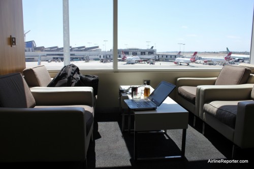 This became my temoporary office for a few hours in the Koru Lounge.
