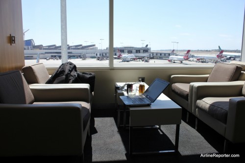 This became my temoporary office for a few hours in the Koru Lounge.